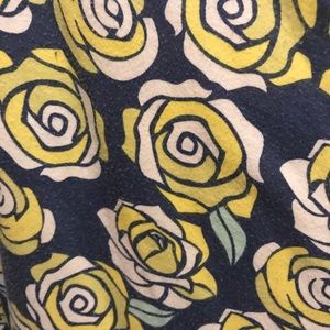 Used lularoe limited edition girls dress. 12/14